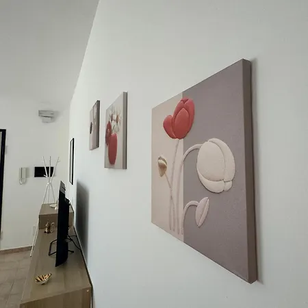 A Casa Di Lorenza Apartment Taranto