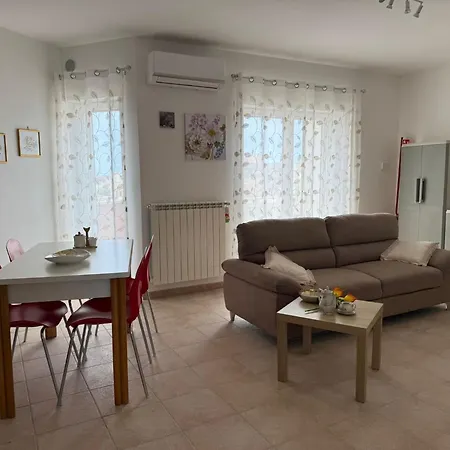 Apartment A Casa Di Lorenza Taranto