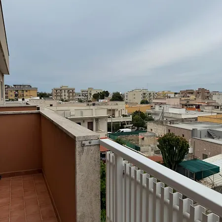 A Casa Di Lorenza Apartment Taranto