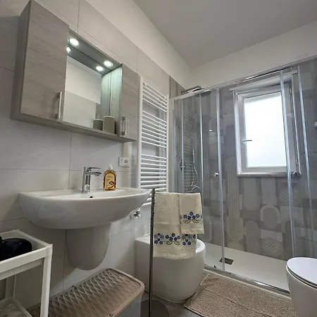 Apartment A Casa Di Lorenza Taranto