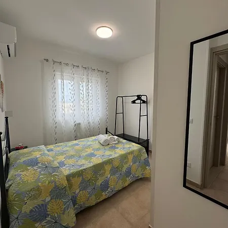A Casa Di Lorenza Apartment Taranto